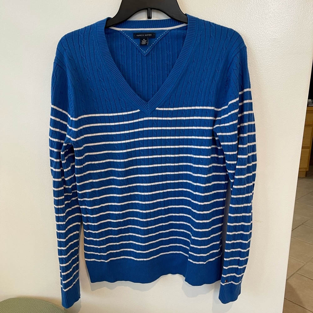 Tommy Hilfiger XL long sleeve v-neck royal blue white horizontal stripe sweater